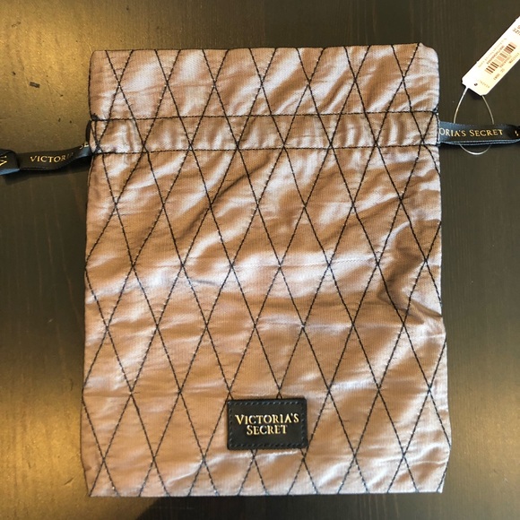 SOLDVICTORIA SECRET Bundle of Garment Bags. NWT. - Picture 2 of 5